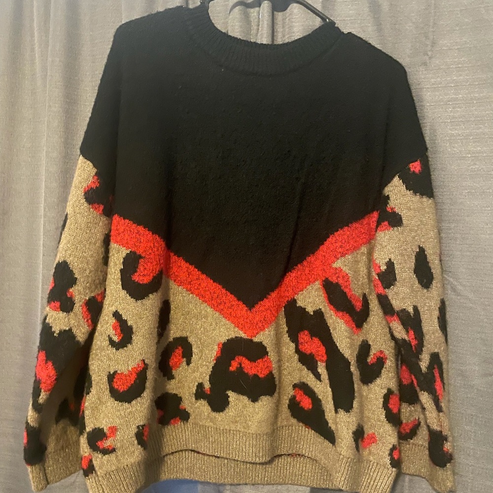 Maurices. Leopard Print Cozy Pullover Sweater. Size XL.